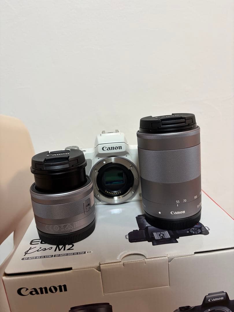 デジタルカメラ EOS Kiss m2