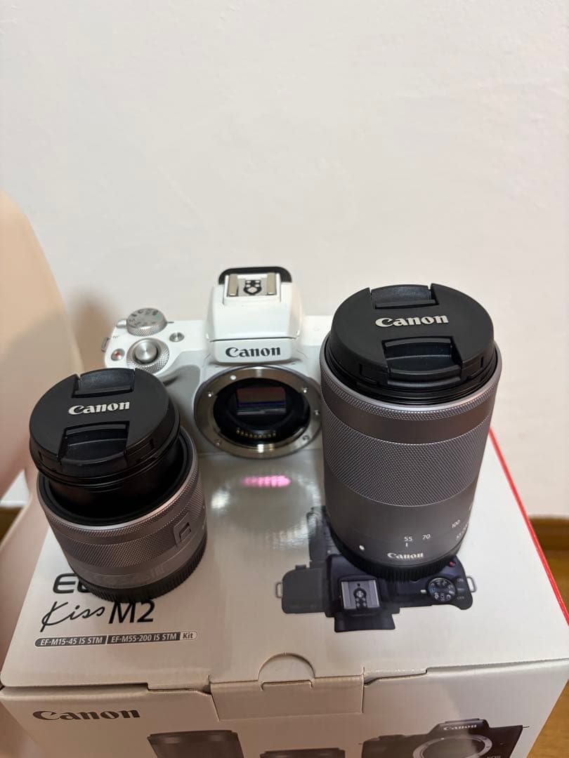 デジタルカメラ EOS Kiss m2