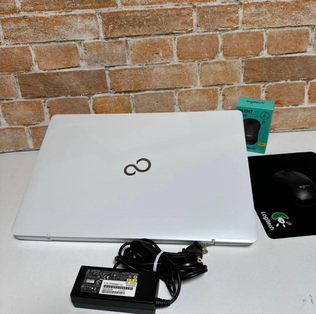 【超美品‼】富士通ノート PC Corei7 SSD512GB メモリ16GB