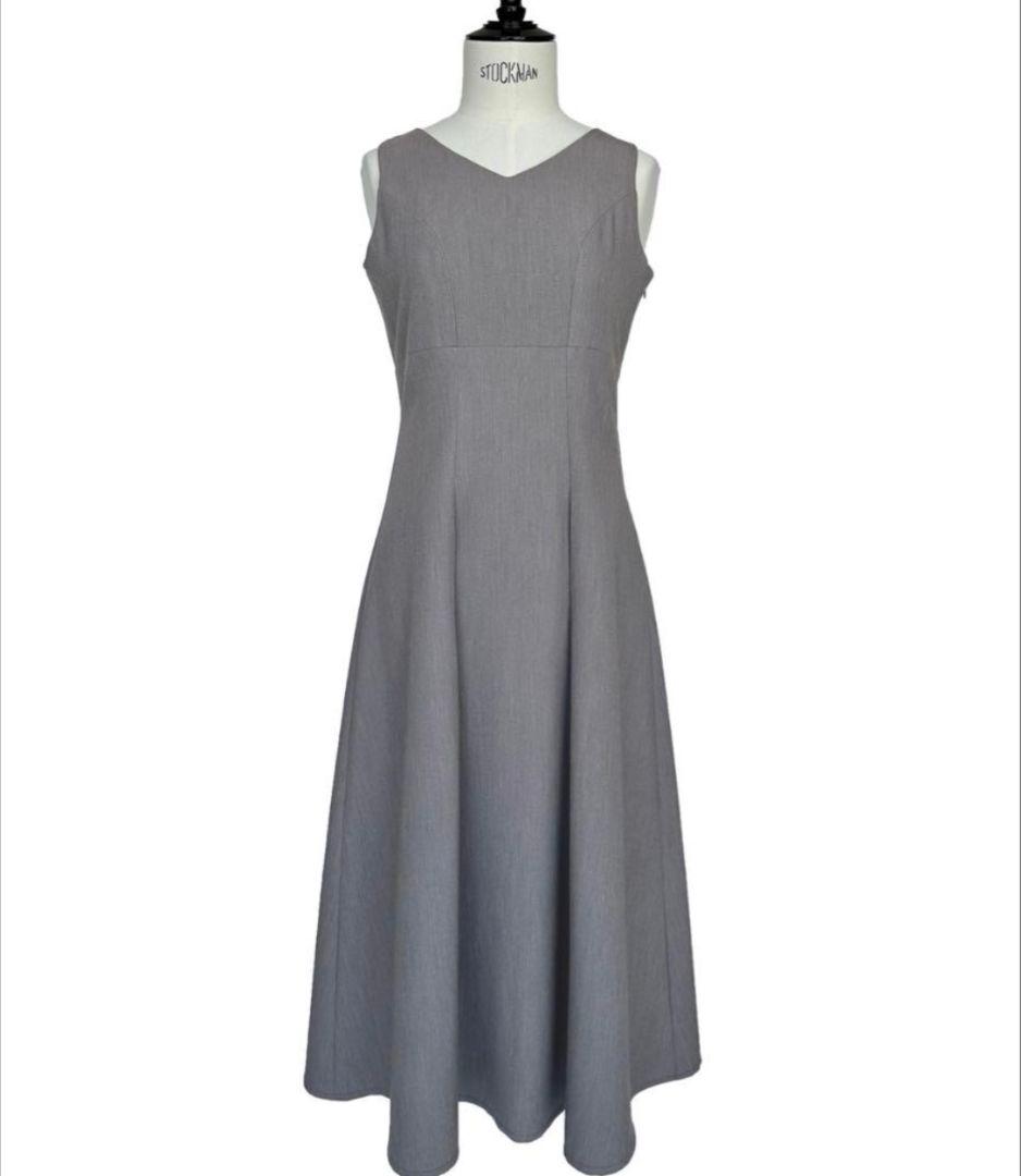 新品　フリルチュールシアートップス＆タックフレアドレスセット