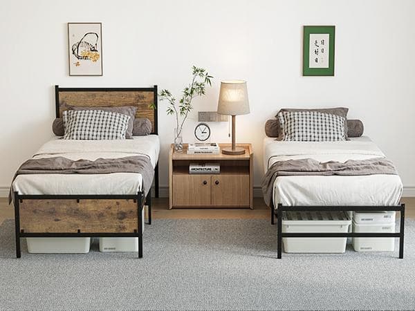 シングルサイズ 木目調 ベッドフレーム / ベッド下収納可！⭐A①111