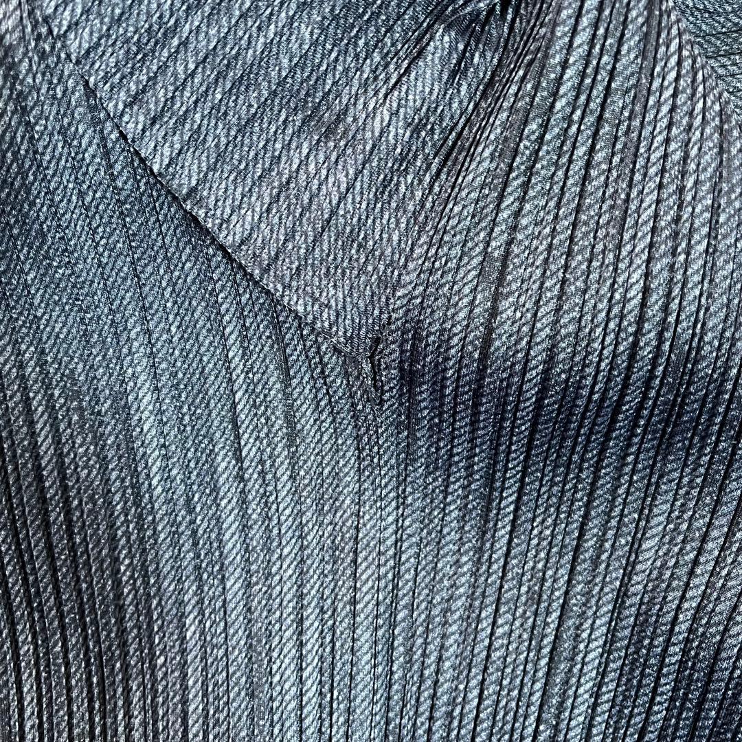 【美品】高級　プリーツプリーズ　ネイビー 長袖タートルネック　3