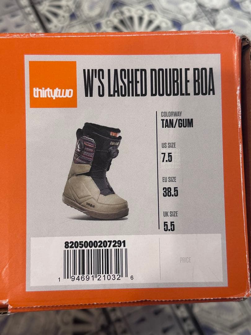 THIRTYTWO スノーボードブーツ　24.5㎝
