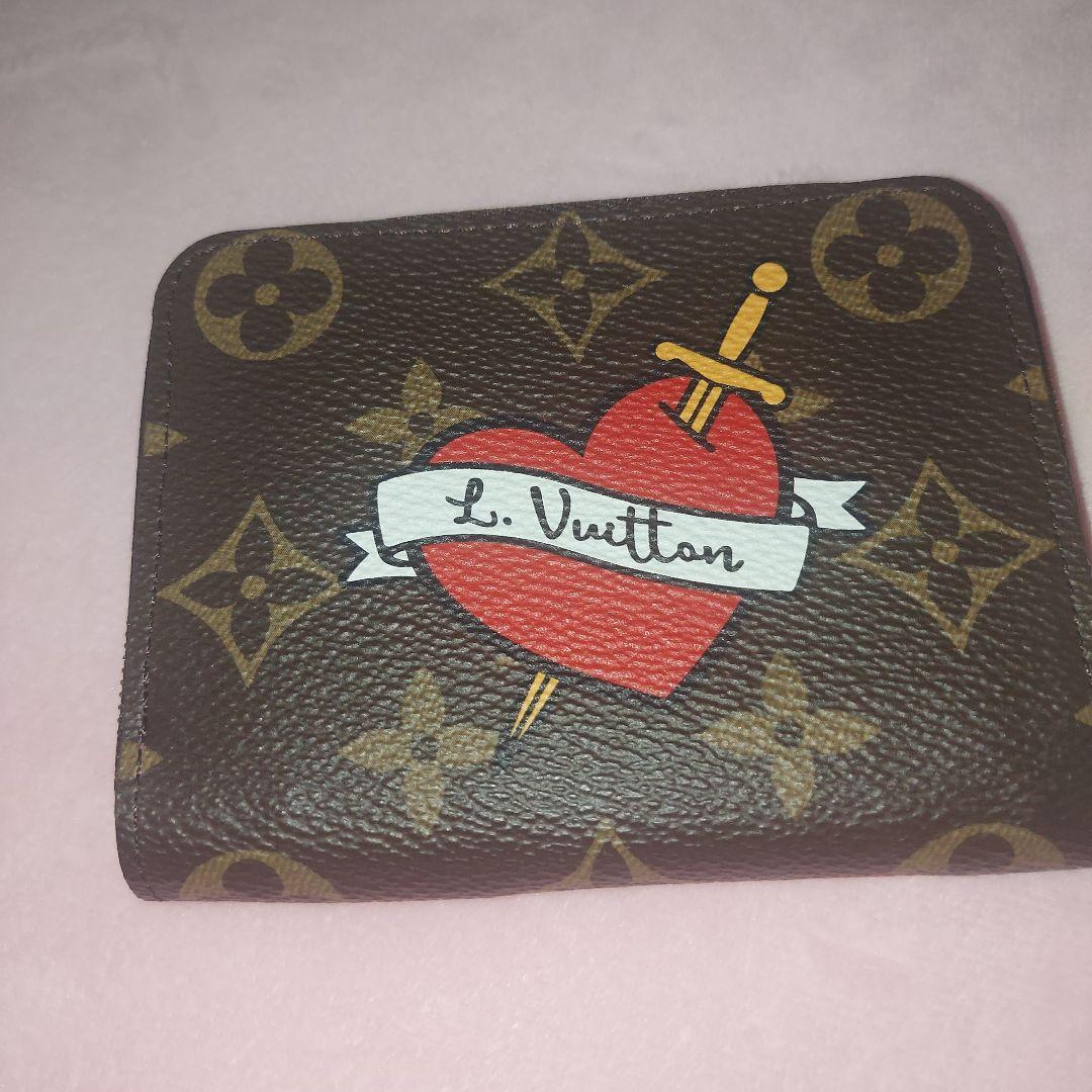 LOUIS VUITTON モノグラム パッチーズ ジッピーケース