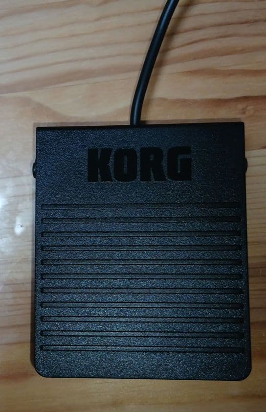 KORG PS60　シンセサイザー　61鍵　純正電源、ペダル、取説付属