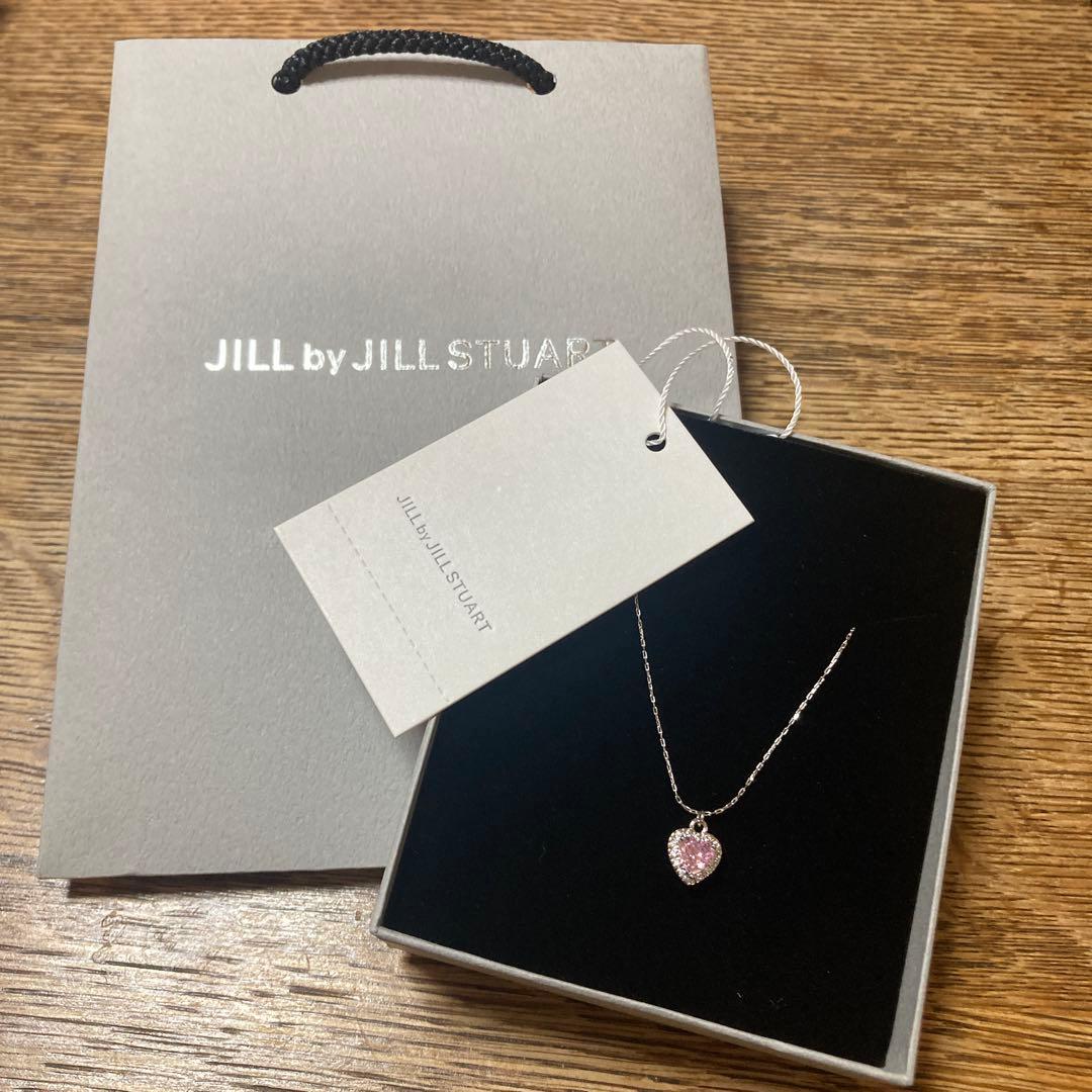 ジルバイジルスチュアート　Cubic プチハートネックレス　ピンク