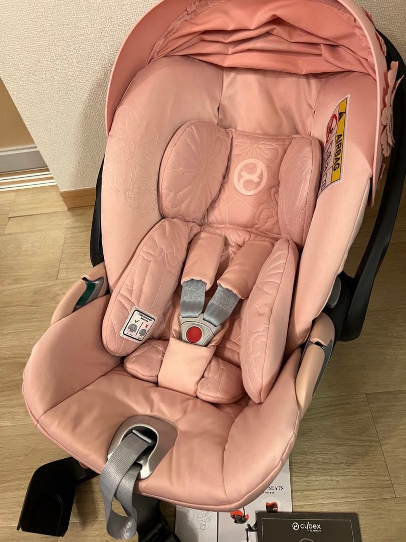 【美品】サイベックス　クラウド Z2 i-Size FE シンプリーフラワーズ