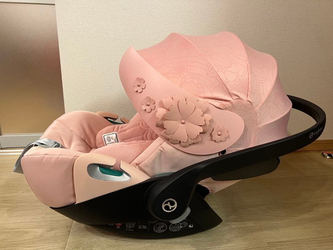 【美品】サイベックス　クラウド Z2 i-Size FE シンプリーフラワーズ