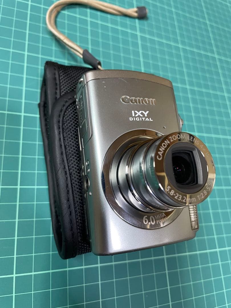 Canon IXY デジタル 800is ストラップ、布製ケース付属