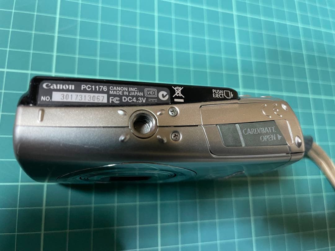 Canon IXY デジタル 800is ストラップ、布製ケース付属