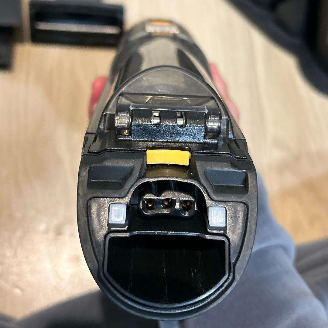 【美品】Shark EVOPOWER EX ハンディクリーナー WV405JDC