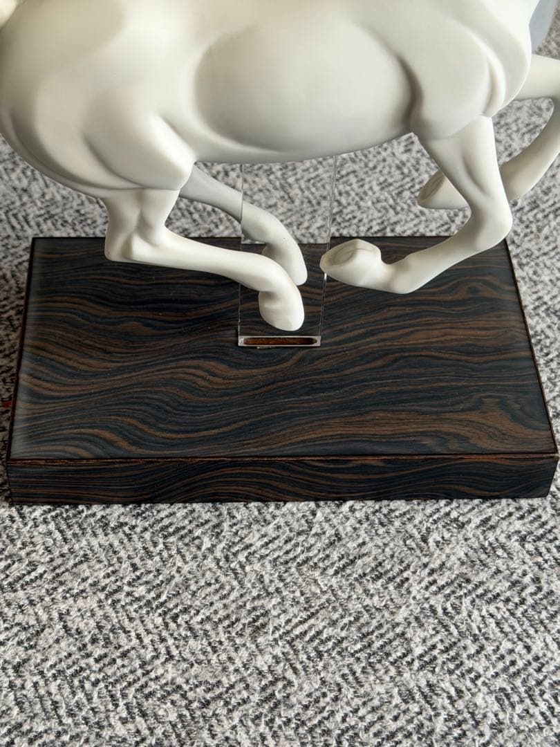 リヤドロ　馬　箱付き　ギャロップ　干支　ウマ　フィギュリン