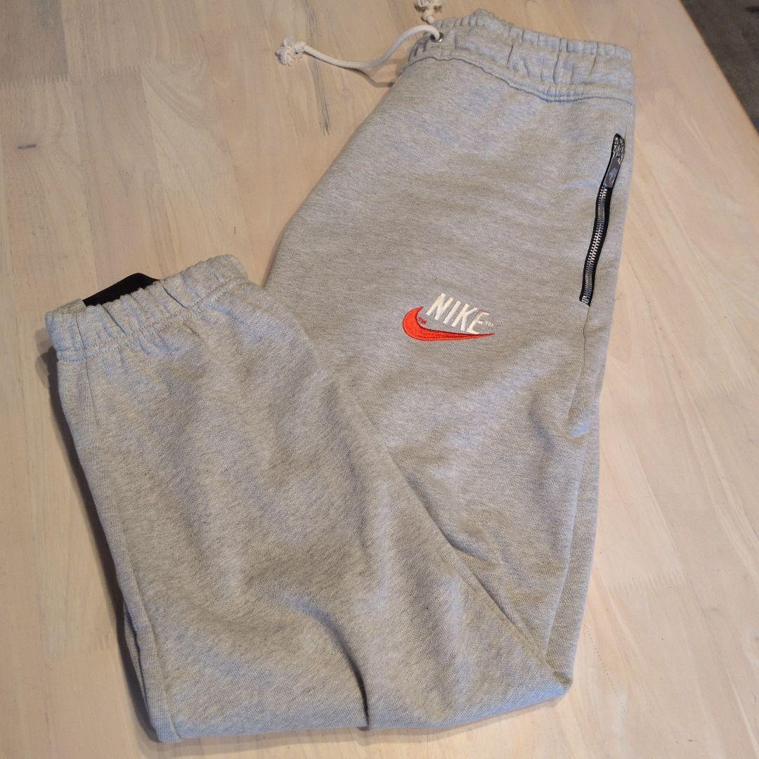 未使用NIKEスゥエットセットアップ