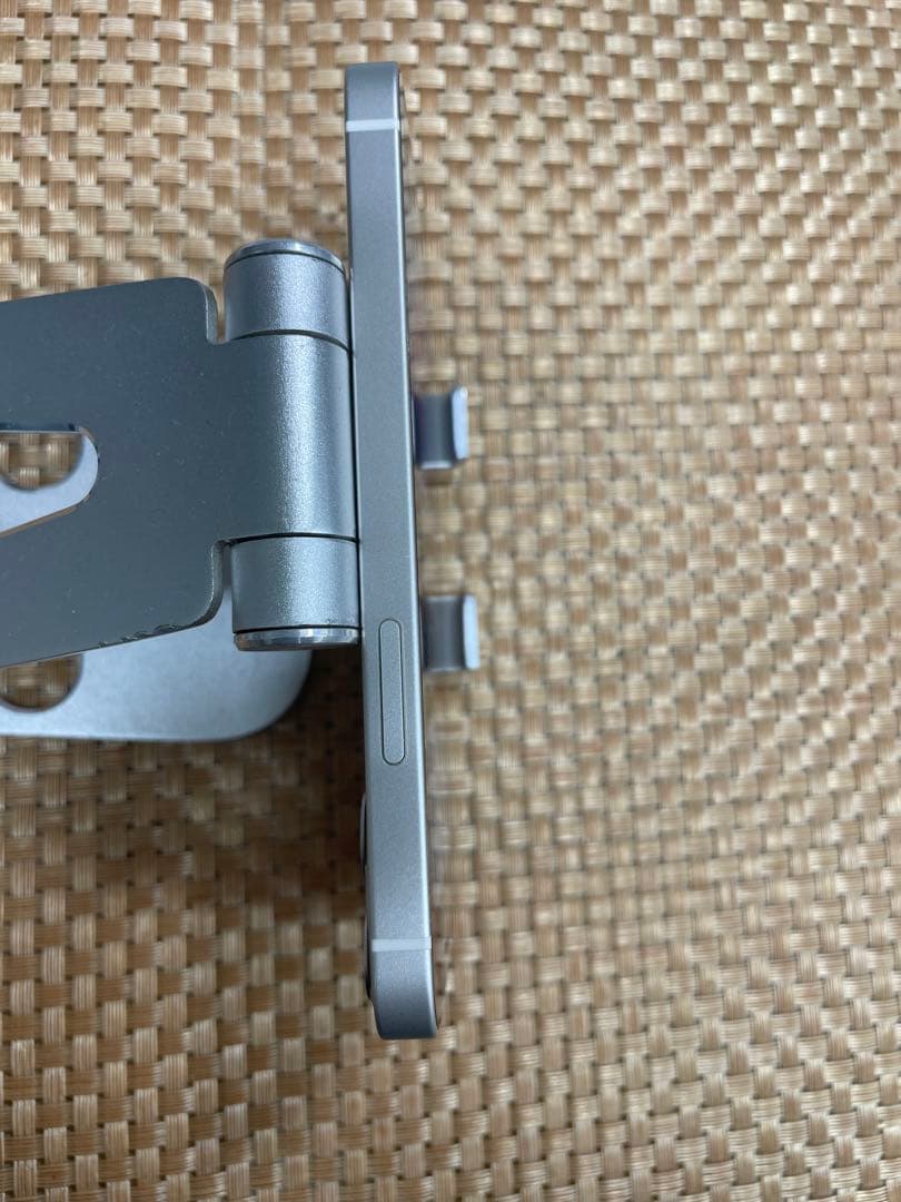 iPhone 12 mini 64 GB ホワイトSIMフリー【6334】