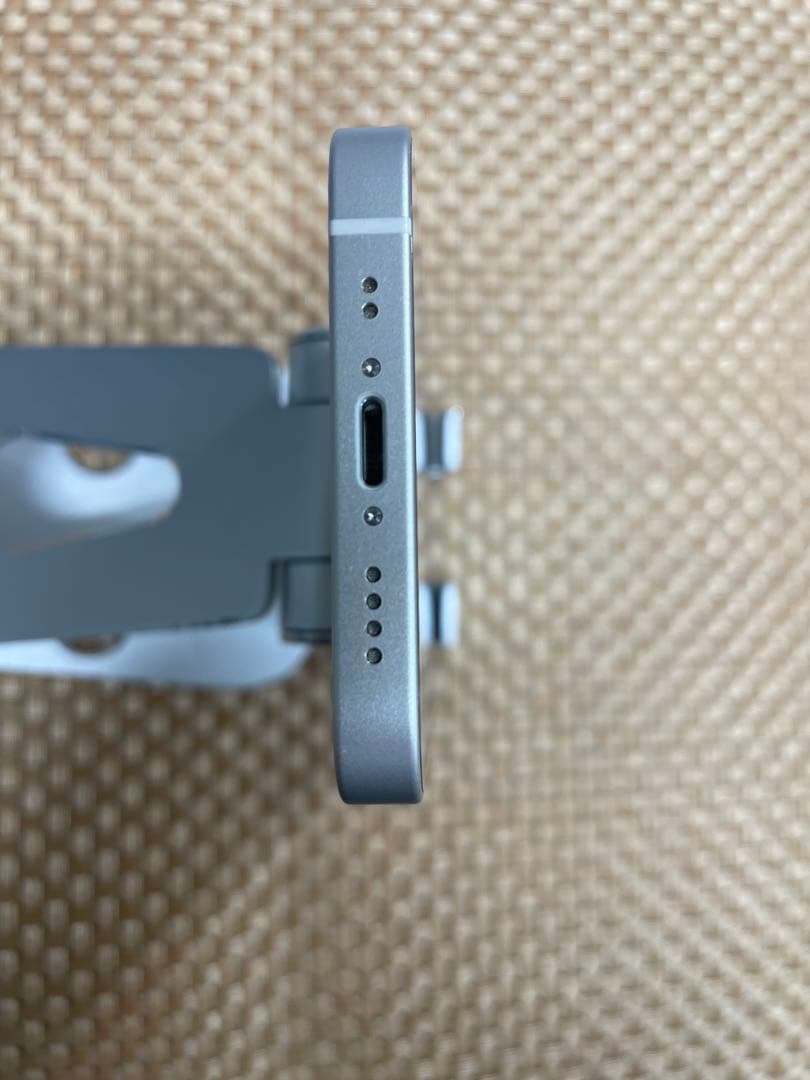 iPhone 12 mini 64 GB ホワイトSIMフリー【6334】