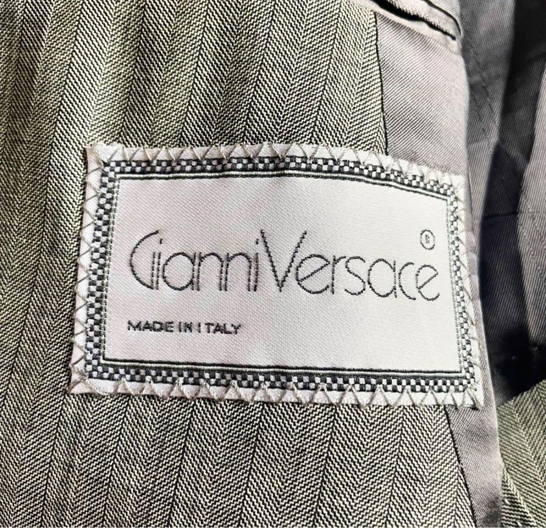 【美品】ジャンニヴェルサーチ ダブルスーツ