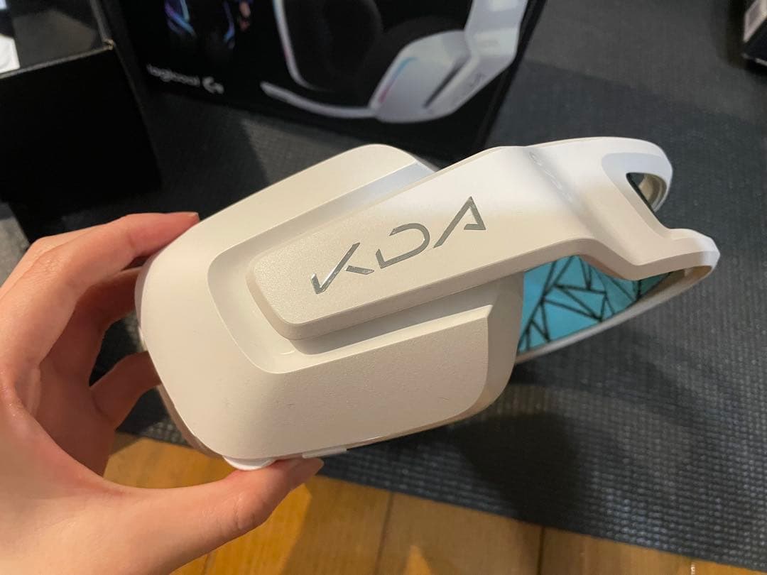 Logitech G733 KDAエディション ゲーミングヘッドセット