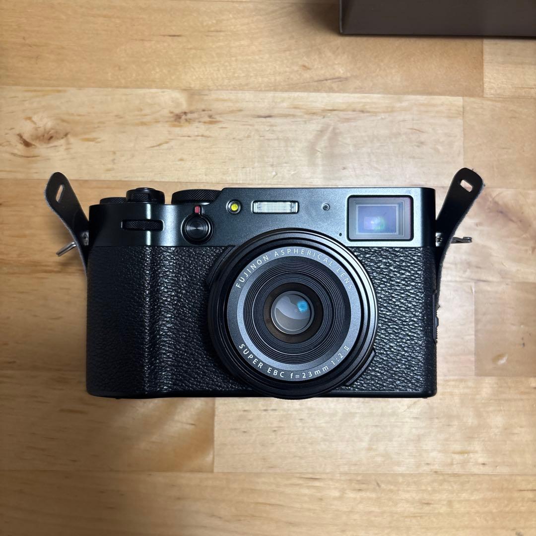FUJIFILM X100V コンパクトデジタルカメラ