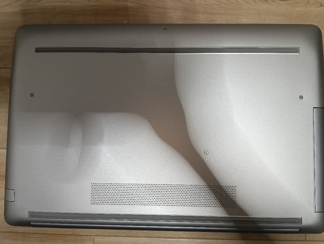 radeonグラボ登載17.3インチ大画面ノートパソコンWIN11正式対応