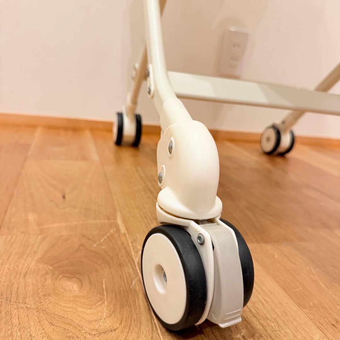 良品 コンビ ネムリラ ATオートスイング ハイローチェア 電動チェア