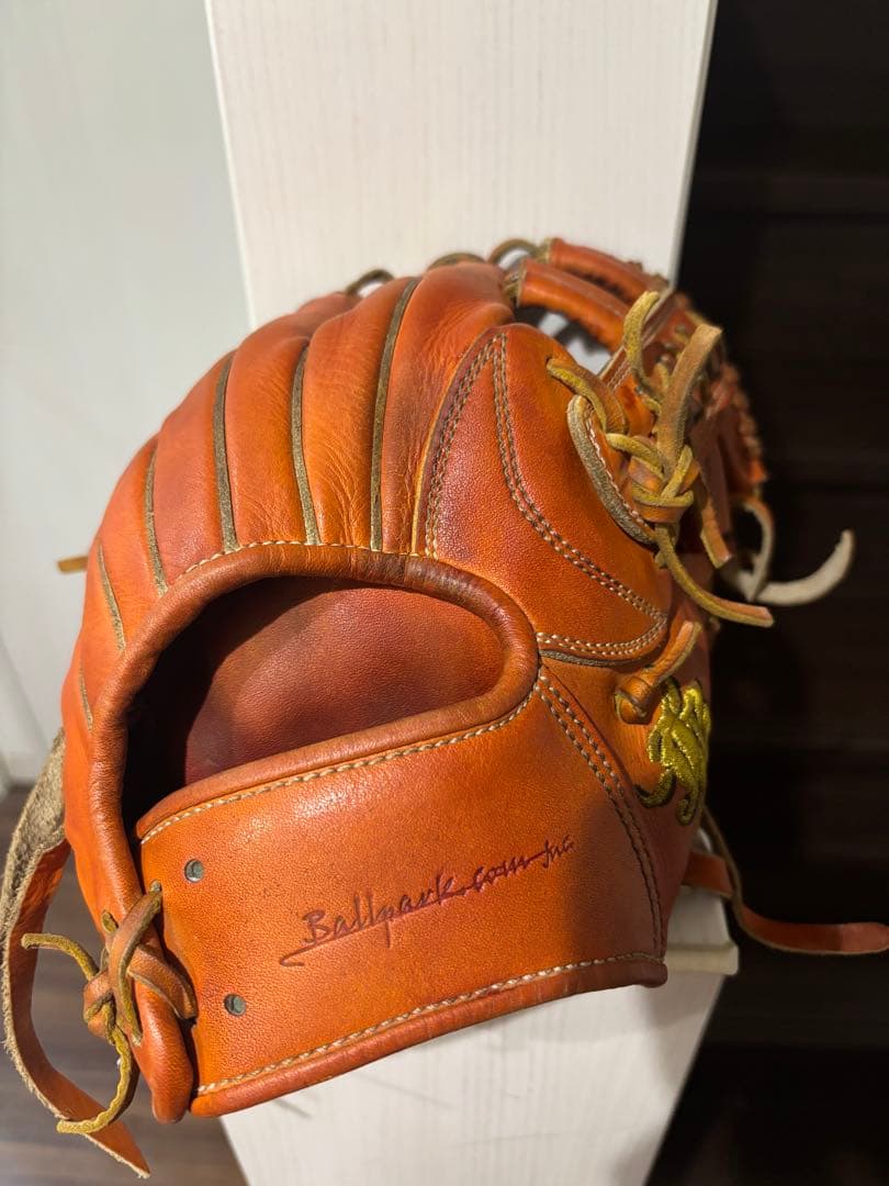 和牛J B硬式グローブ