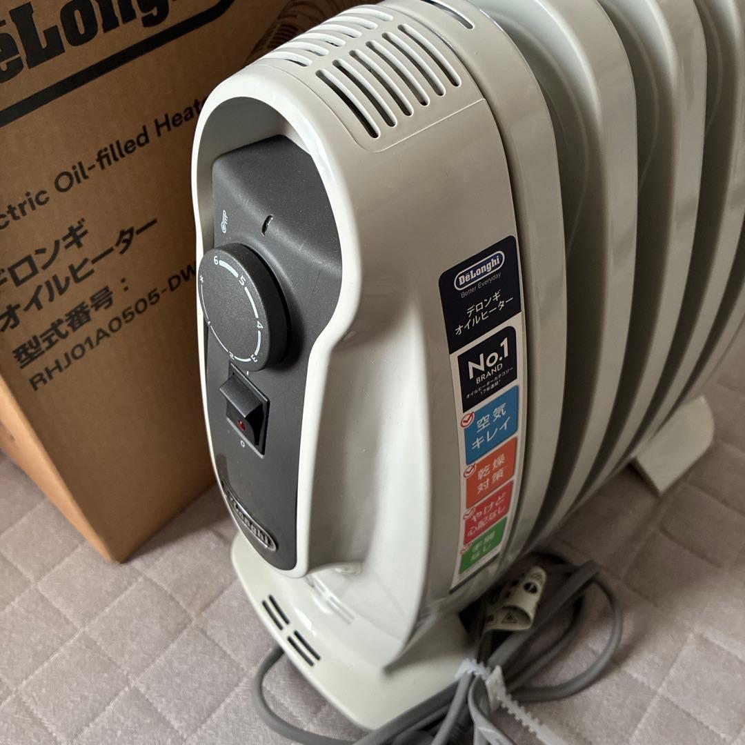 デロンギ　オイルヒーター　RHJ01A0505-DW