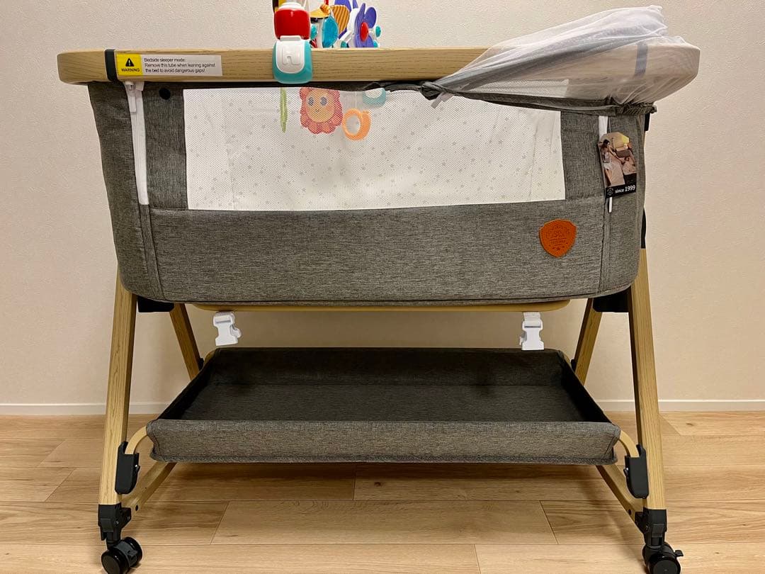 【美品・おもちゃおまけつき】2024年型HZDMJ ベビーベッド グレー