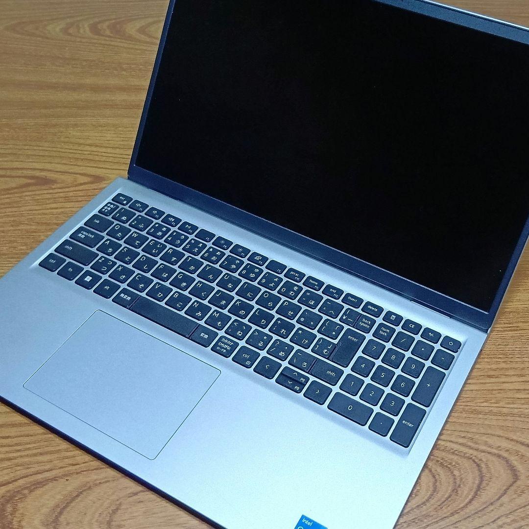 DELL Inspiron 15 3520 ノートpc