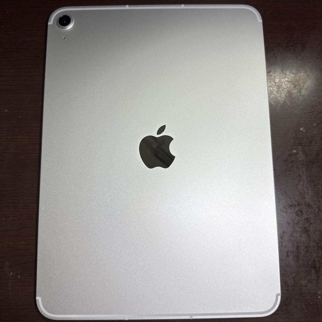 iPad A10 シルバー 128GB 美品