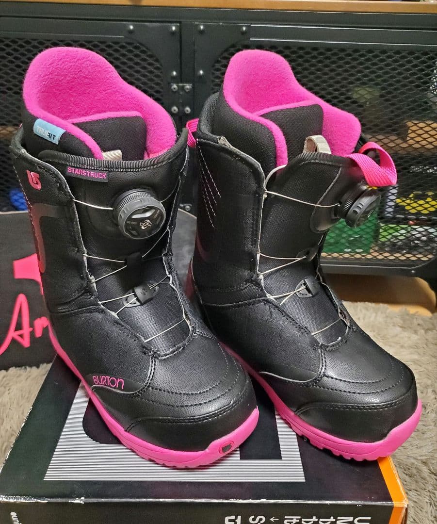 美品 BURTON スノーボードブーツ 女性用 #ブラック#ピンク