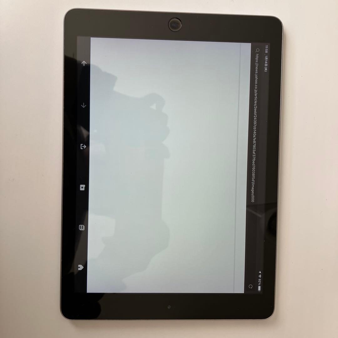 iPad 第5世代　タブレット　本体　スペースグレイ　32GB wifi