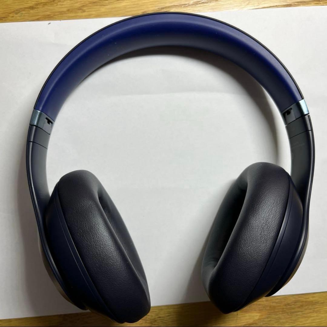 Beats Studio Pro ネイビー