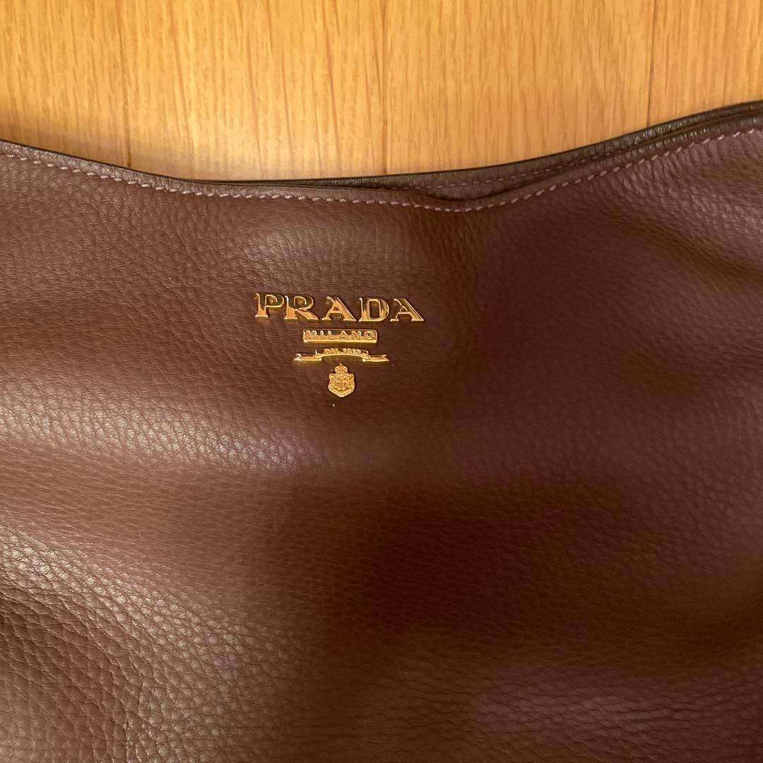PRADA BR4892 カッフェ レザーハンドバッグ