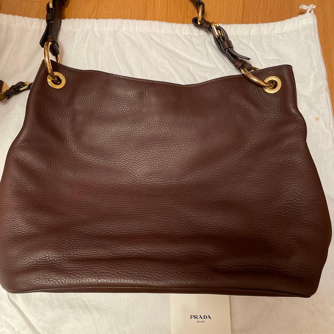 PRADA BR4892 カッフェ レザーハンドバッグ