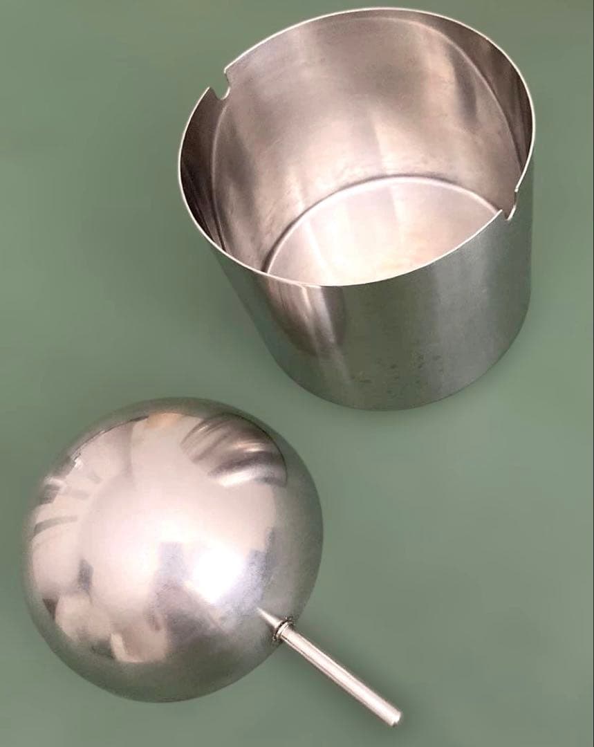 アルネ・ヤコブセン　stelton 灰皿　L