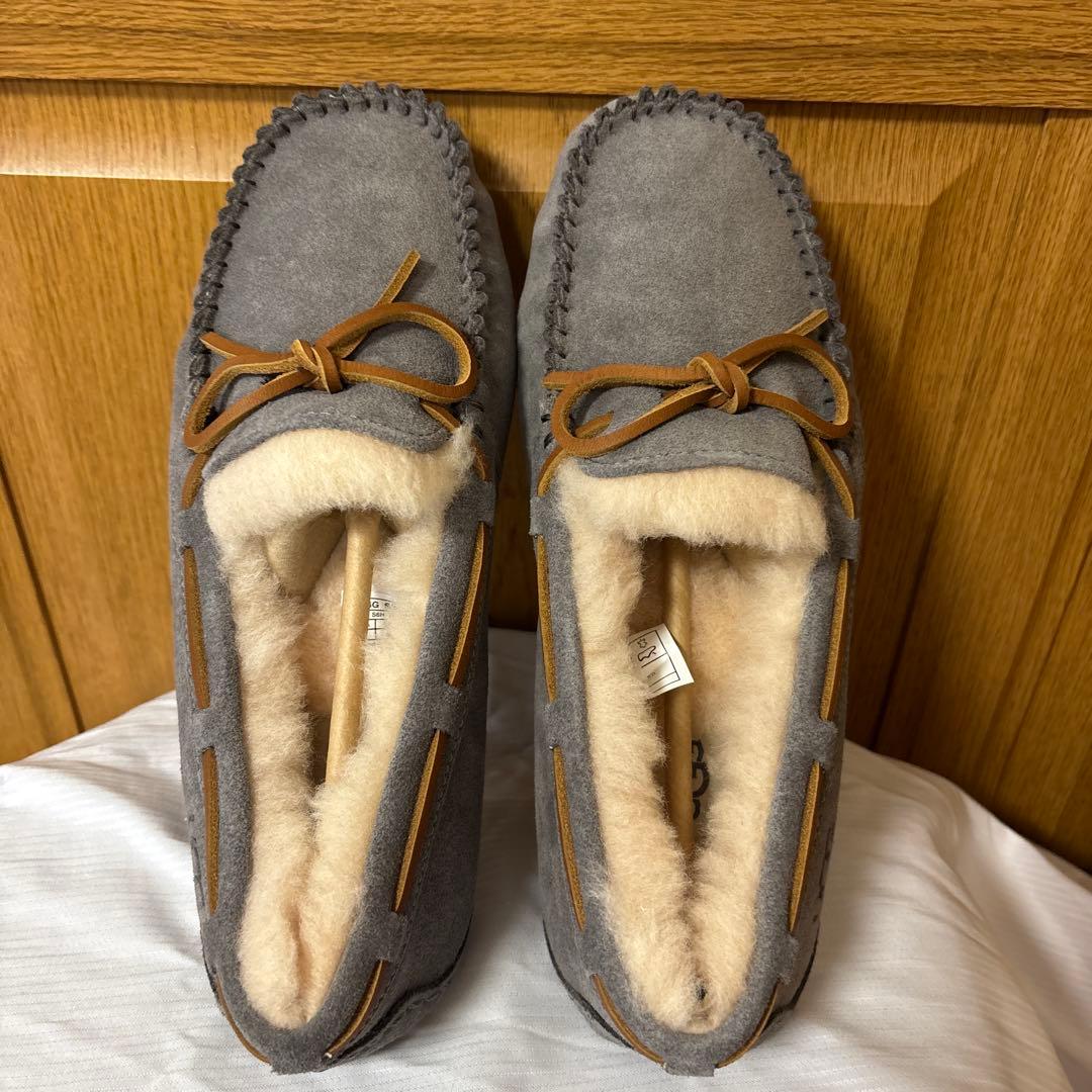 d*y様 新品未使用UGG モカシン1107949