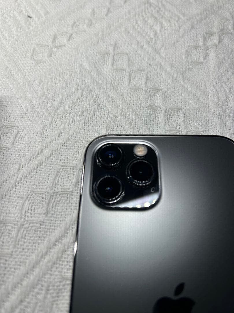 美品Apple iPhone 12 Proグラファイト 本体 本日限り出品やめ