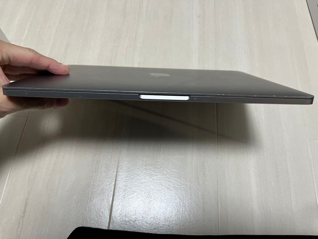 MacBook本体 Macbook Pro 13 2018 1TB 16GB
