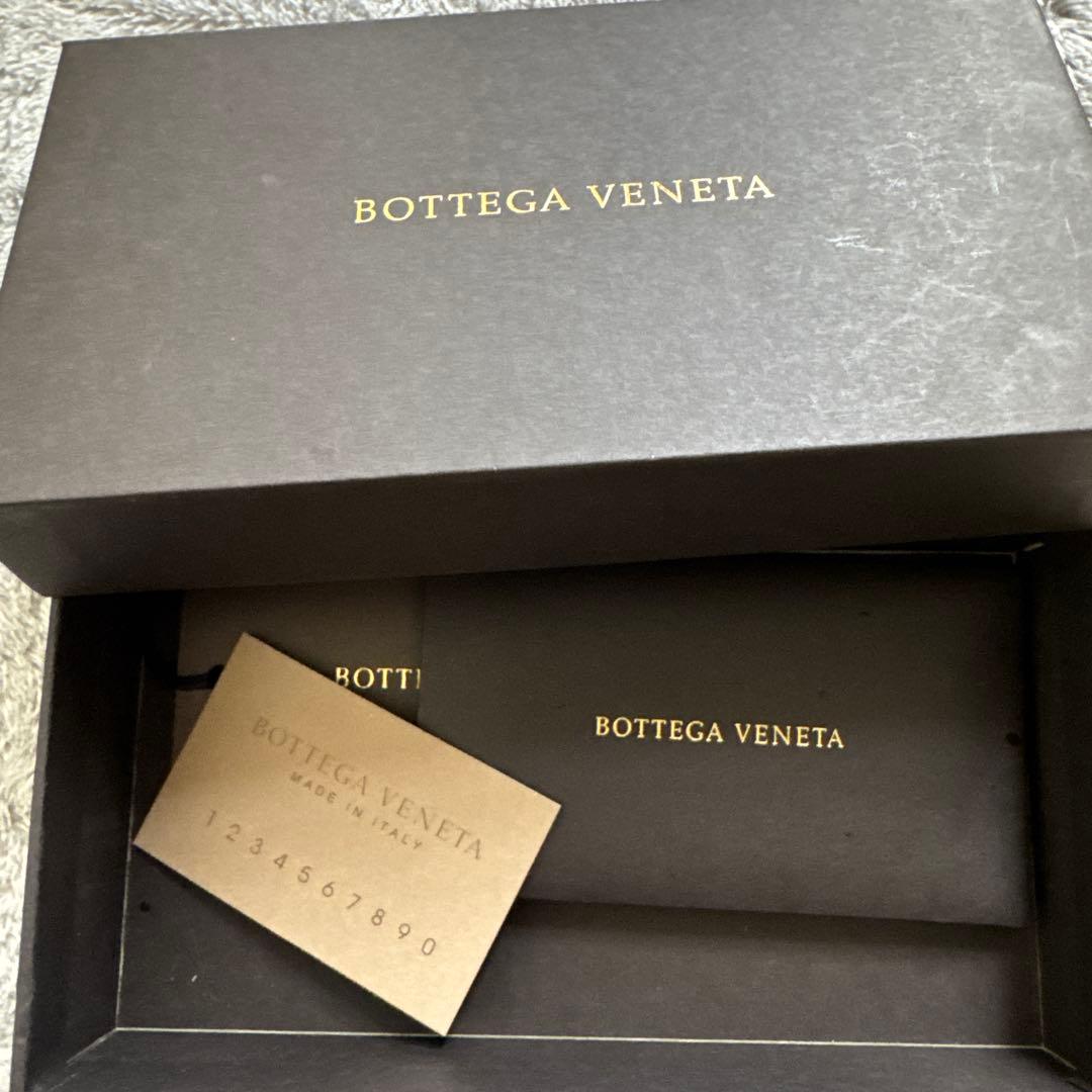 Bottega Veneta ピンク レザー 名刺入れ
