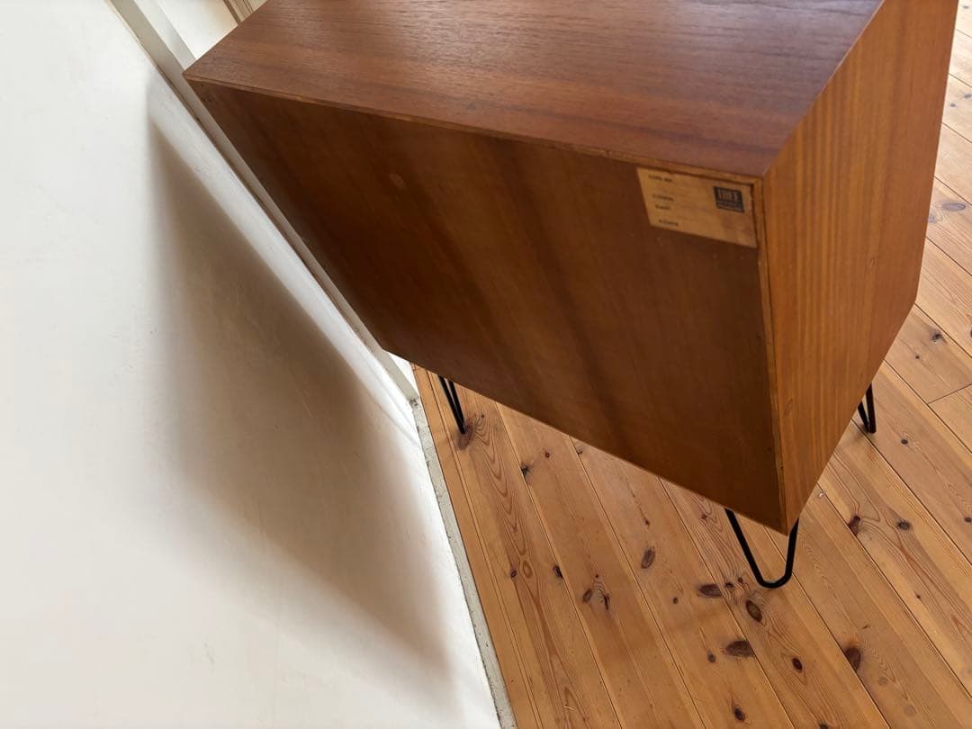 北欧ヴィンテージ　チーク　キャビネット