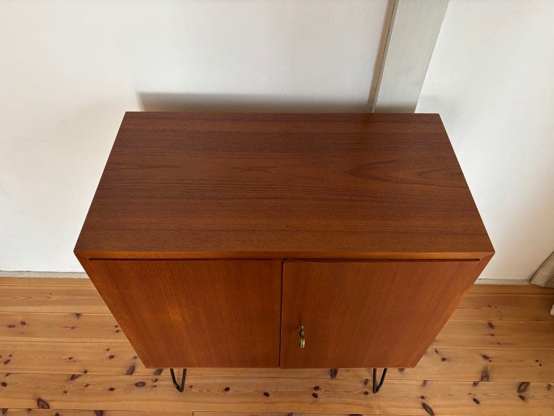 北欧ヴィンテージ　チーク　キャビネット