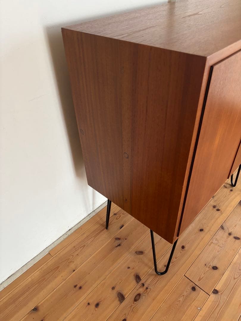 北欧ヴィンテージ　チーク　キャビネット