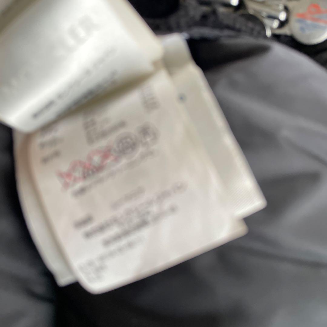 モンクレール ダウンベスト