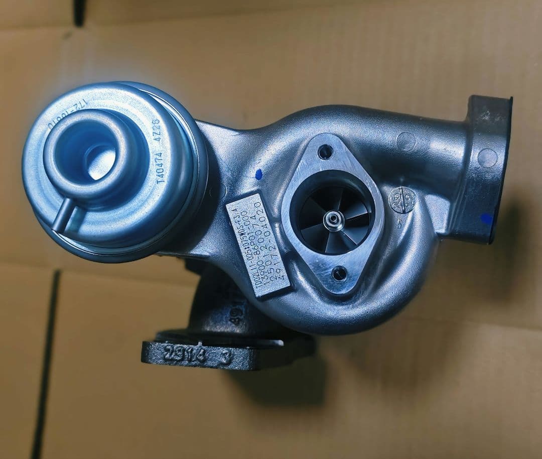 スイフトスポーツ　ZC33S 純正タービン　ターボ　新車外納車前外し