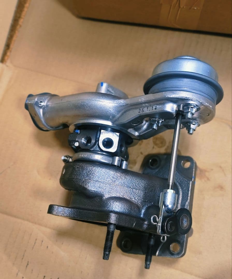 スイフトスポーツ　ZC33S 純正タービン　ターボ　新車外納車前外し