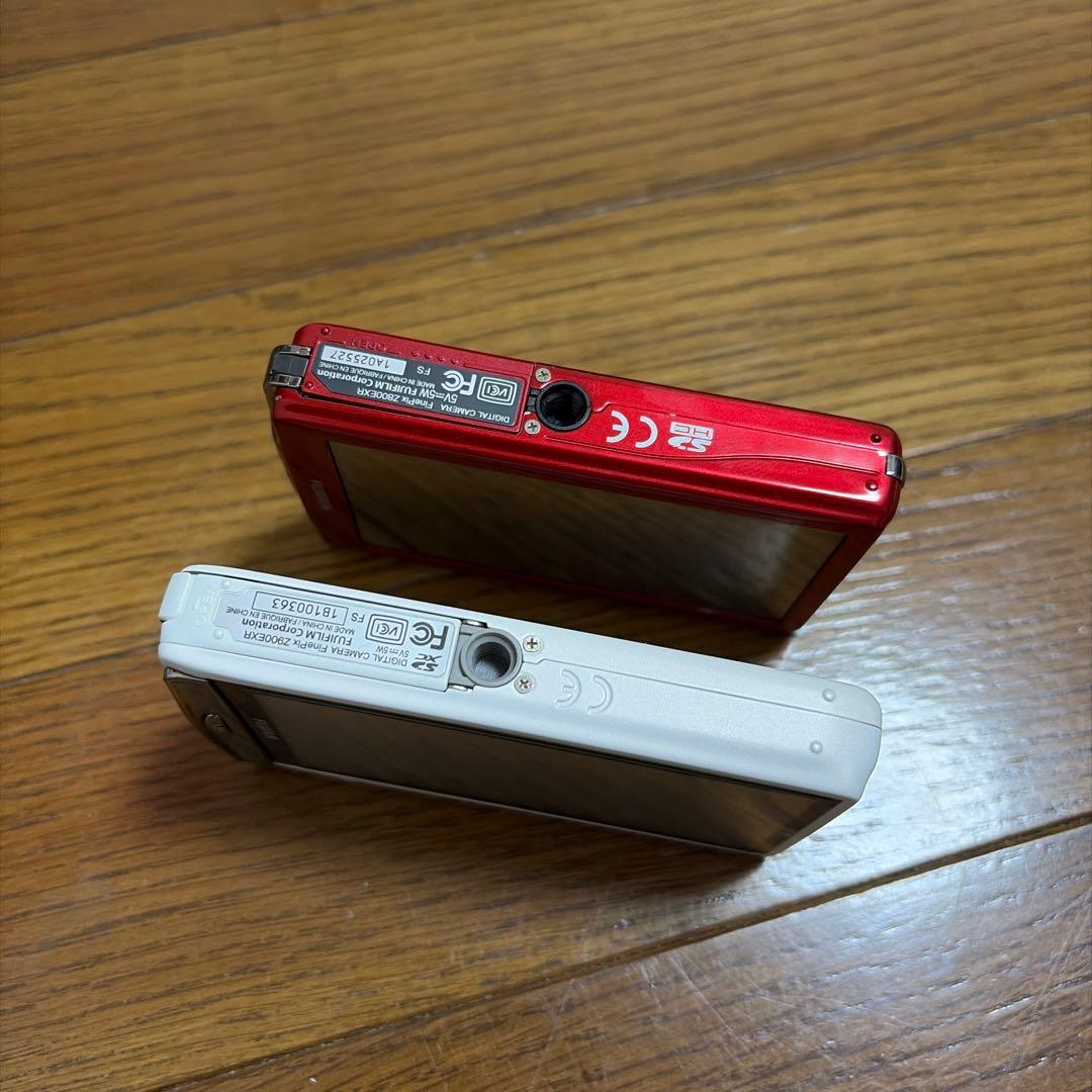 ジャンク　デジカメ レトロ fujifim コンデジ カメラ