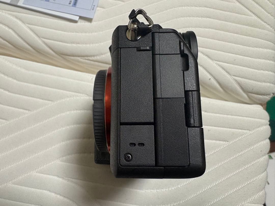 【未使用品】SONY ソニー α7 IV ILCE-7M4ミラーレス一眼 本体