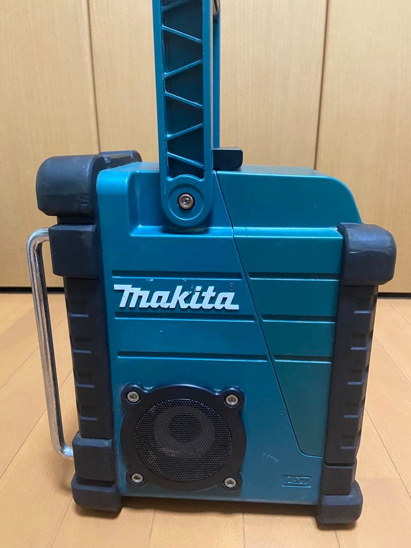 Makita ラジオ MR102