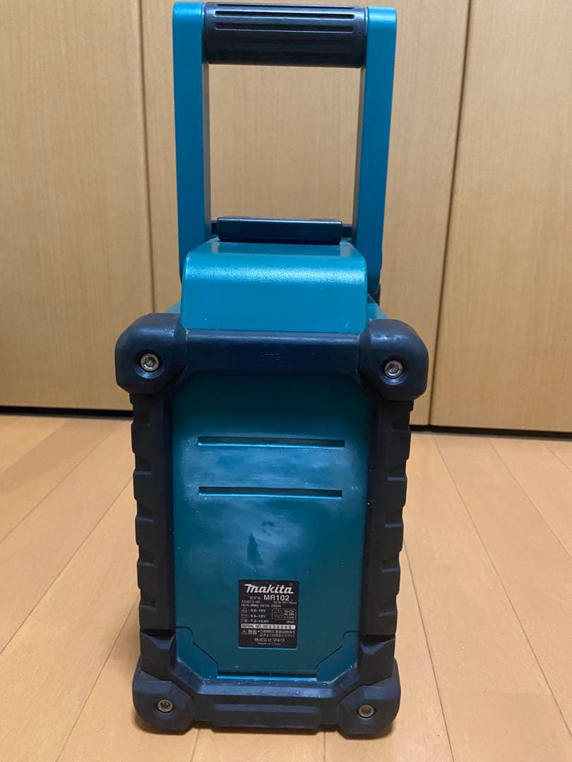 Makita ラジオ MR102