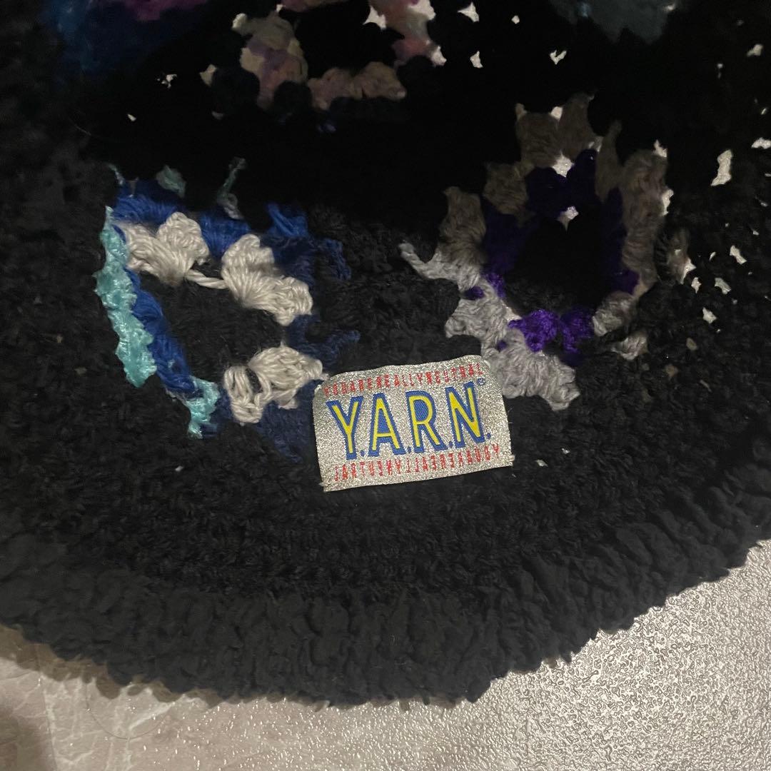 Y.A.R.N (ヤーン) ニットバケットハット マルチカラー PETZ着用